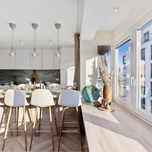 https://alejandro-lovely-2-bedroom-apartment-in-ostend.bruges-hotels.info