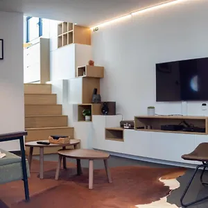 https://m-s-carpe-diem-cargo-hold.hotelsghent.com